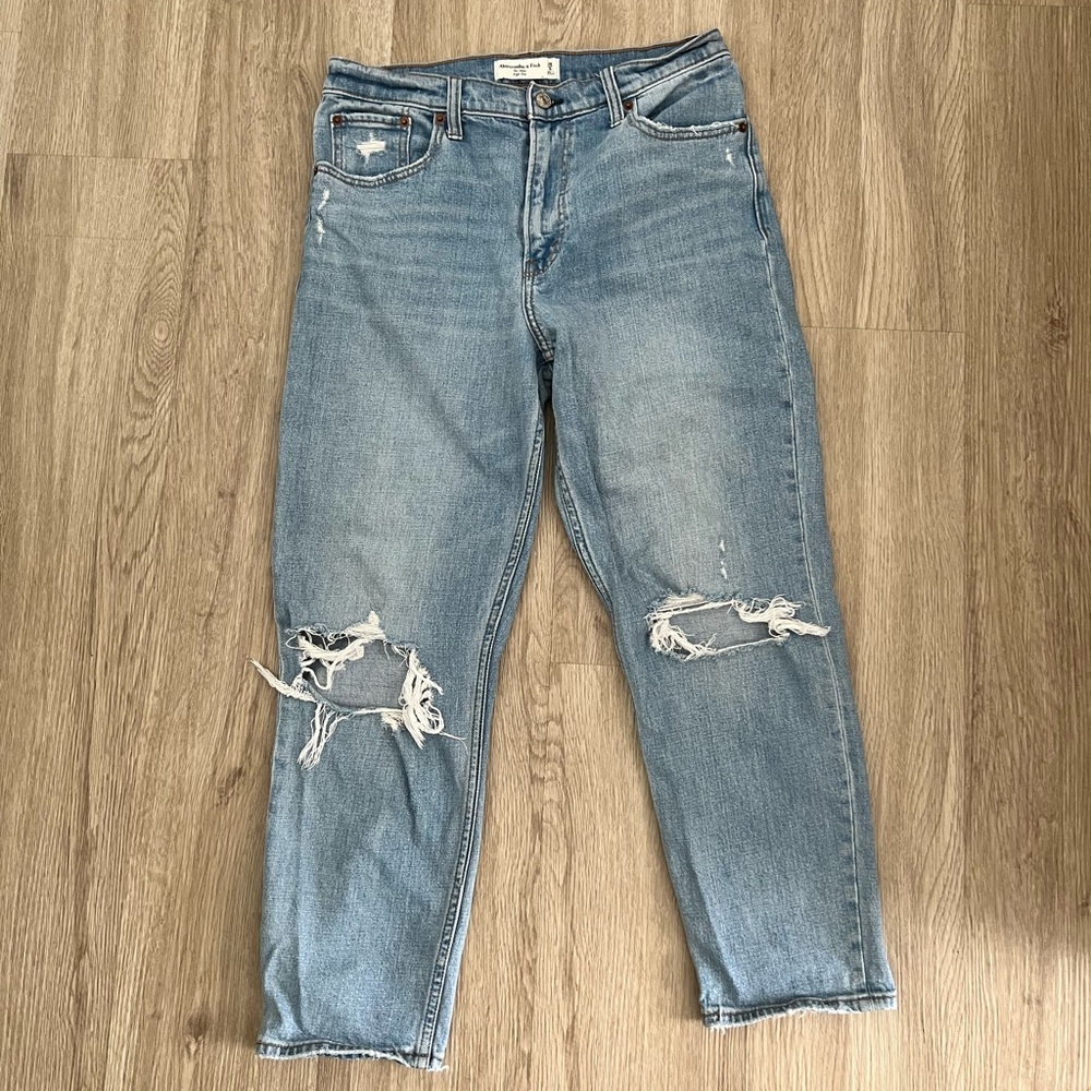 Abercrombie & Fitch The Mom High Rise Light Blue Distressed Jeans